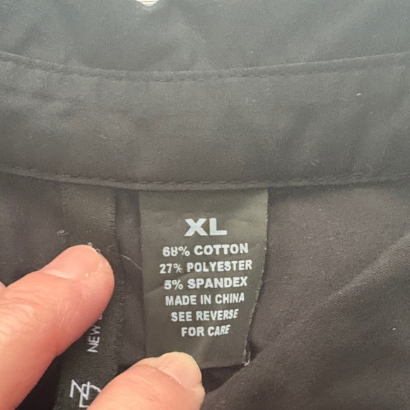 New Directions Black Button-Down Blouse - XL - Picture 11 of 11